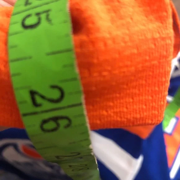 Connor McDavid Hockey Jersey. New with Tags. Size LT. - Picture 11 of 12